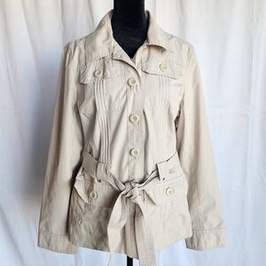 Elegant Cream Trench Coat with Belt